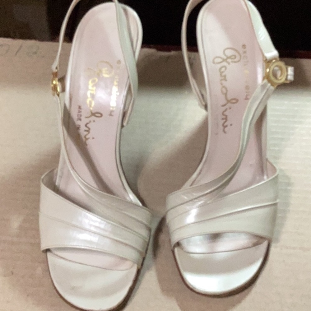 Pre-owned Beautiful Vintage Garolini Slingback Heels in Pearl color - Picture 2 of 9
